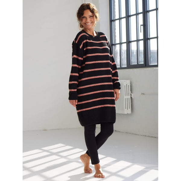 Comfy Copenhagen ApS Comfy Knit Dress Knit Black / Rusty Rose