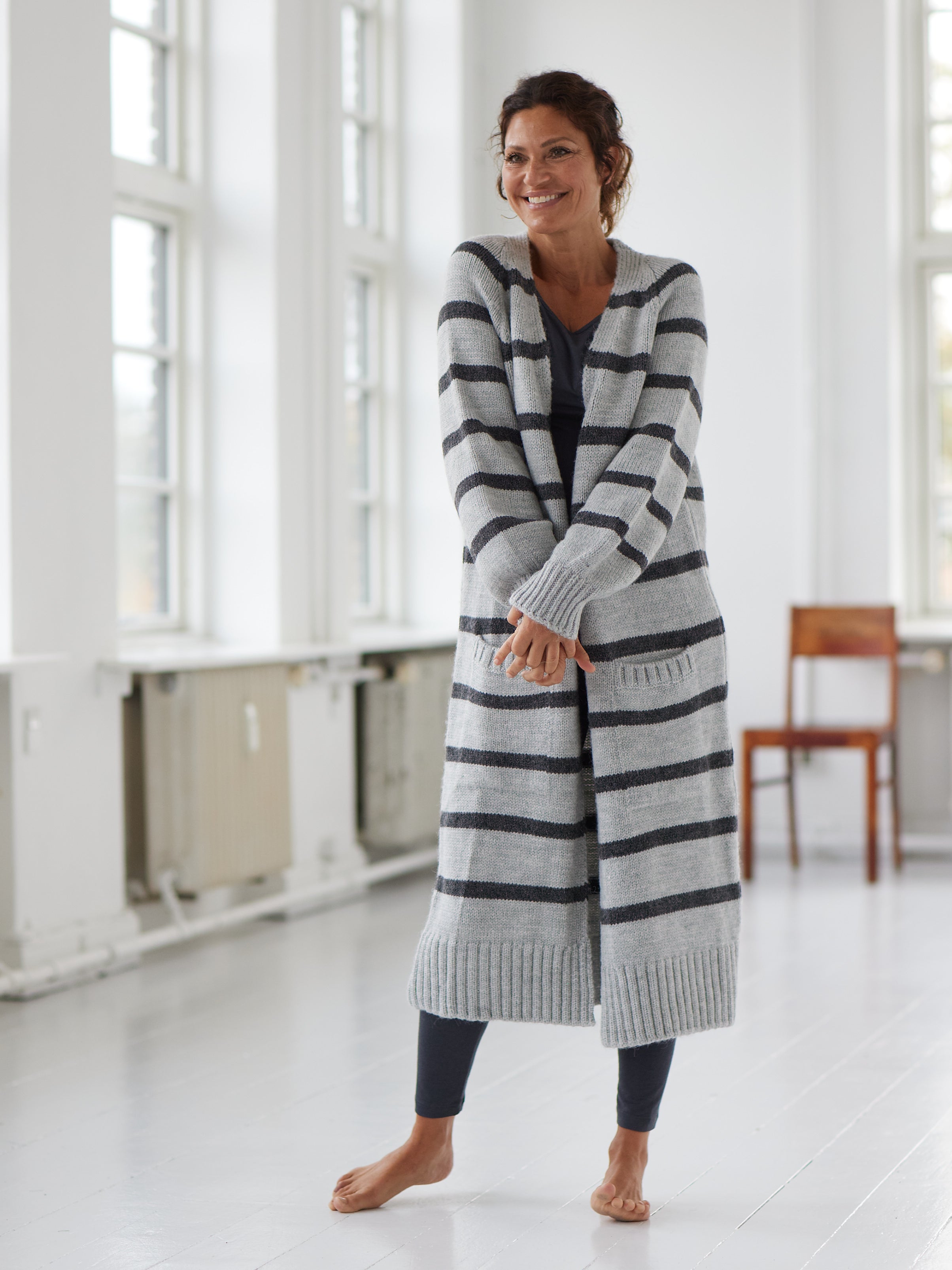 Comfy Copenhagen ApS Embrace Knit Cardigan Grey Stripe