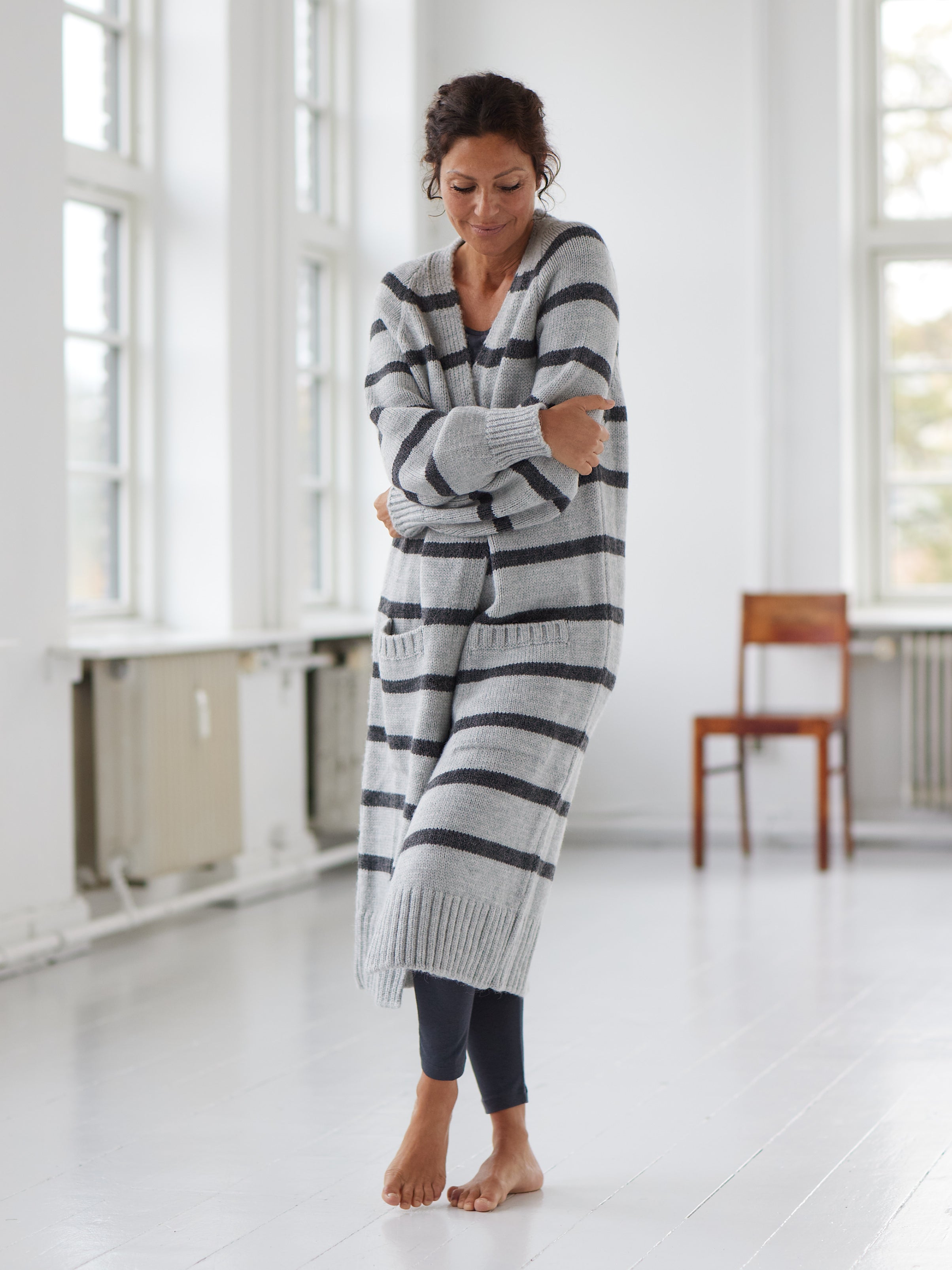 Comfy Copenhagen ApS Embrace Knit Cardigan Grey Stripe